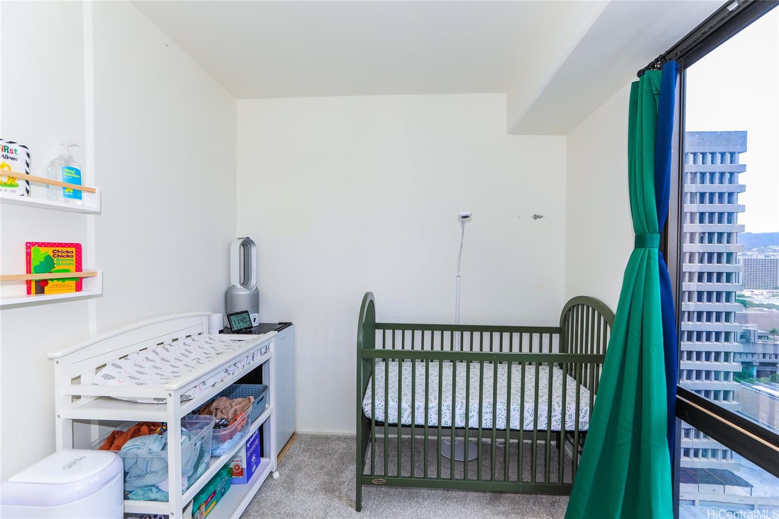 Harbor Square condo # 21H, Honolulu, Hawaii - photo 16 of 25