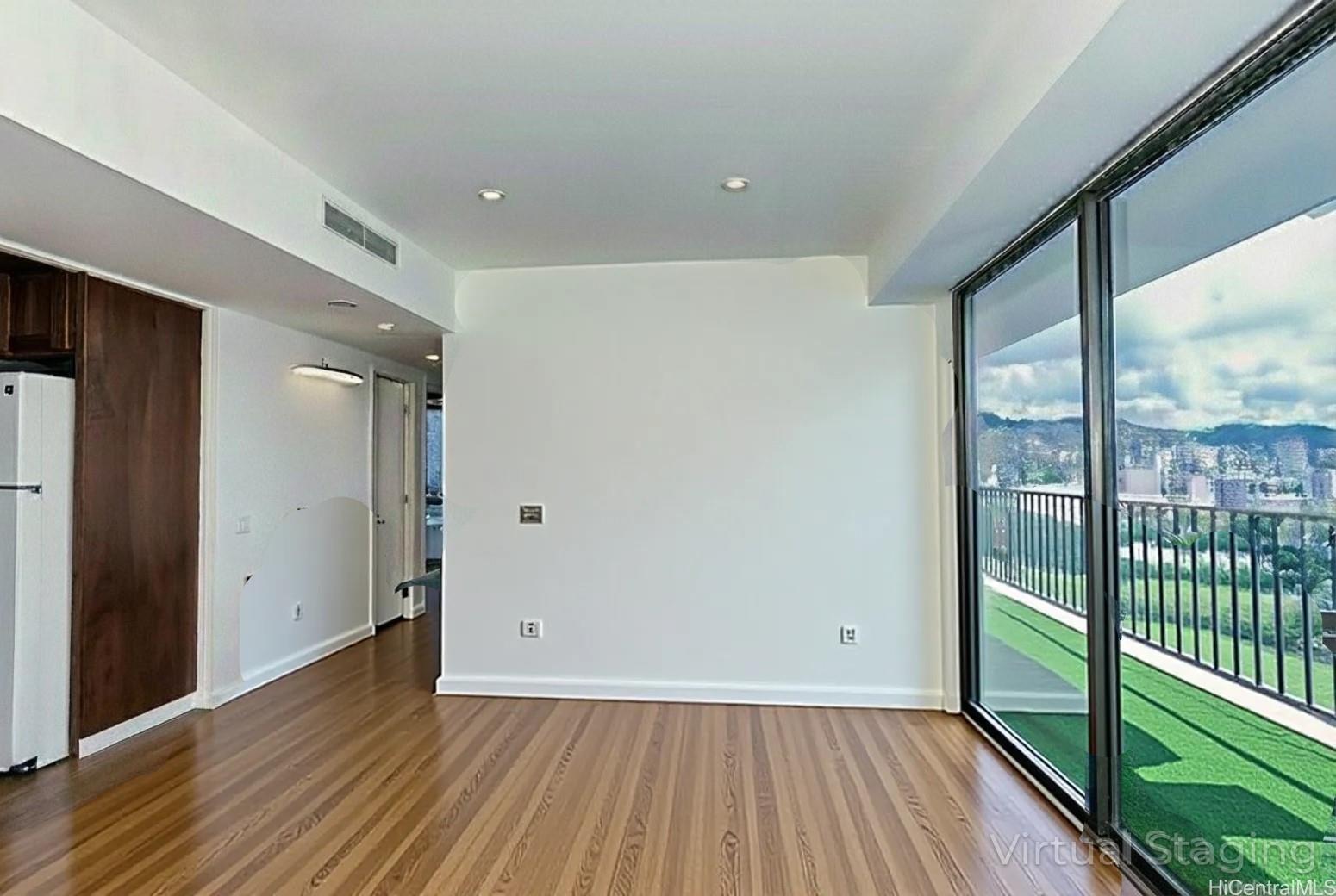 Harbor Square condo # 21H, Honolulu, Hawaii - photo 4 of 25