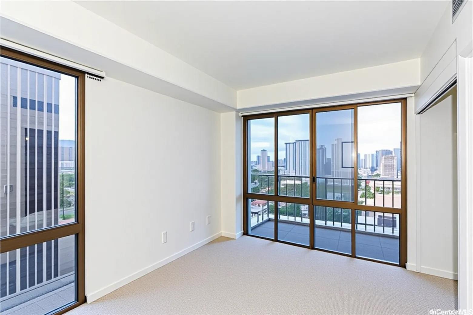 Harbor Square condo # 21H, Honolulu, Hawaii - photo 6 of 25
