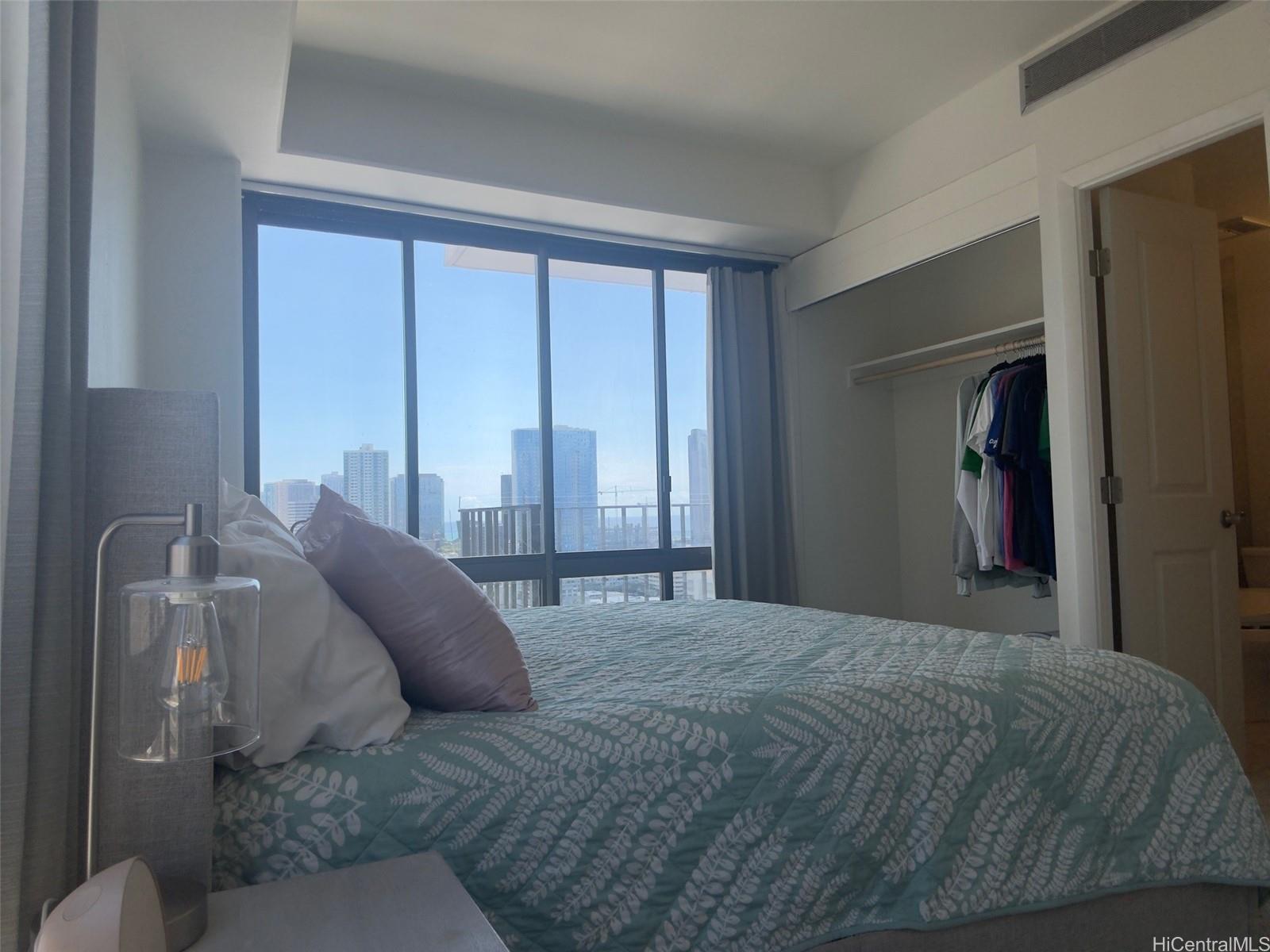 Harbor Square condo # 21H, Honolulu, Hawaii - photo 10 of 25