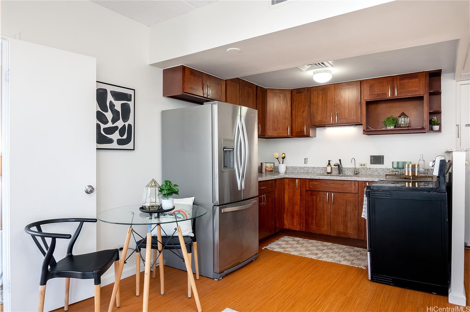 Harbor Square condo # 22E, Honolulu, Hawaii - photo 6 of 25