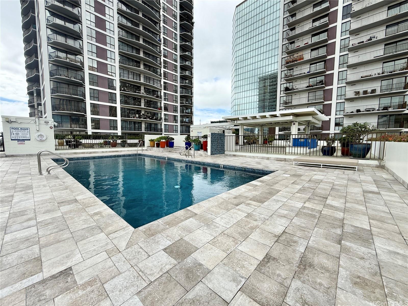 Harbor Square condo # 25G, Honolulu, Hawaii - photo 21 of 22