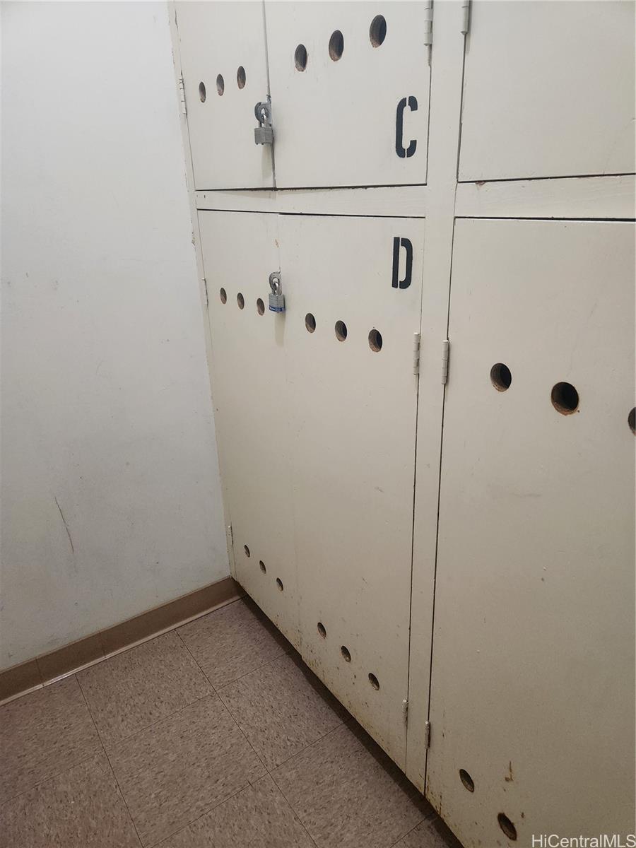 Harbor Square condo # 26D, Honolulu, Hawaii - photo 15 of 22