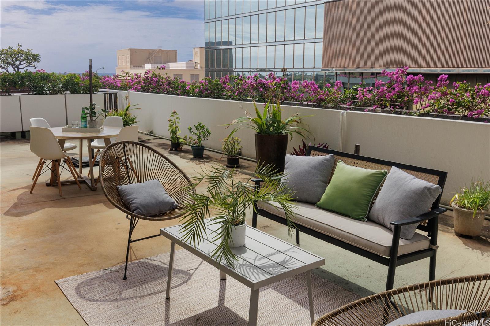 Harbor Square condo # 7A, Honolulu, Hawaii - photo 13 of 18