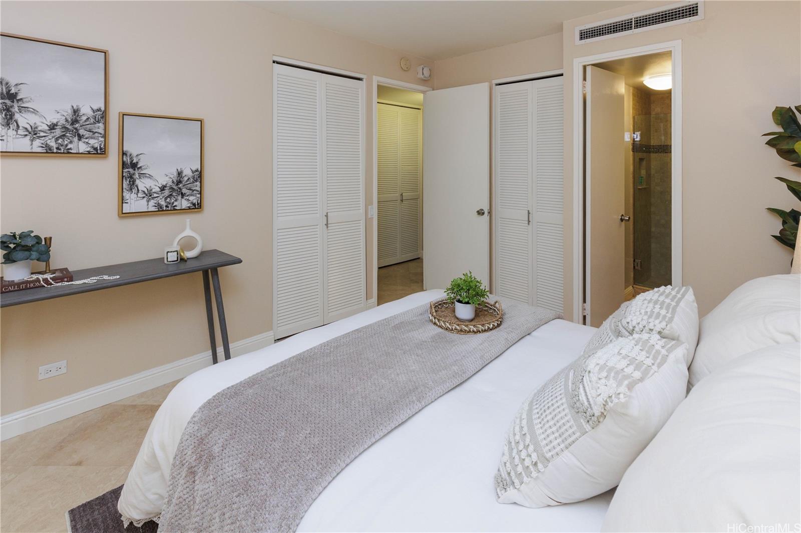 Harbor Square condo # 7A, Honolulu, Hawaii - photo 8 of 18