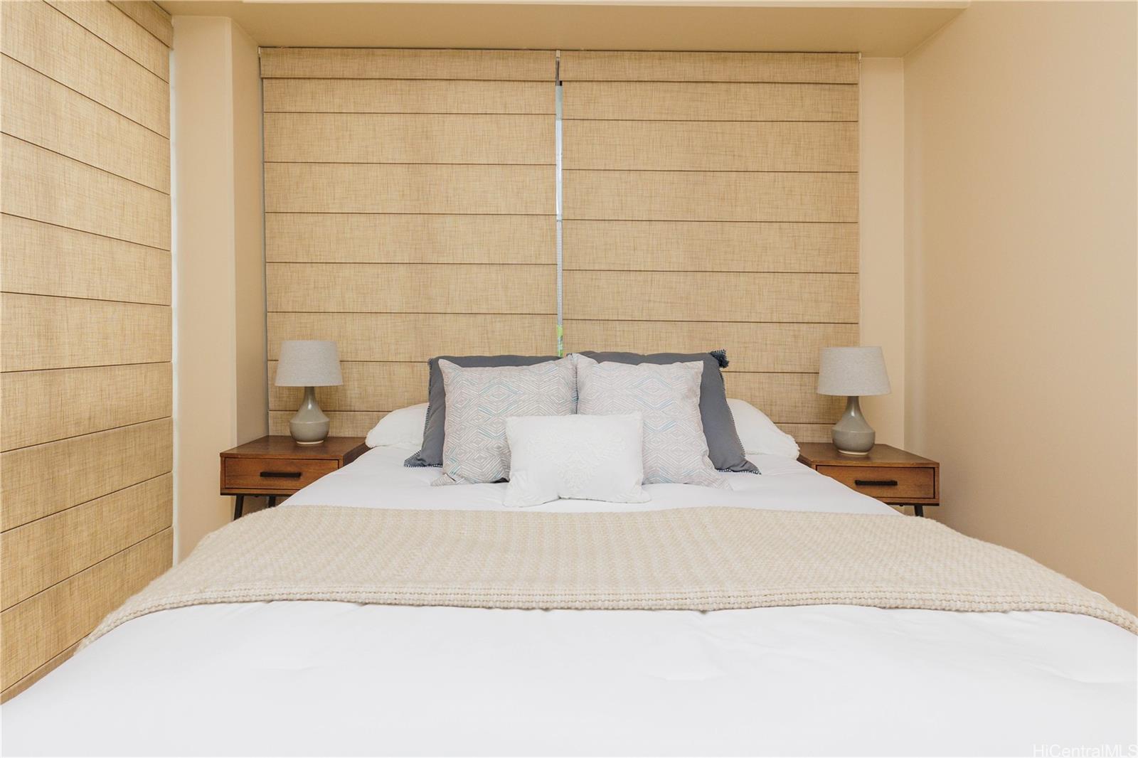 Harbor Square condo # 7A, Honolulu, Hawaii - photo 10 of 18