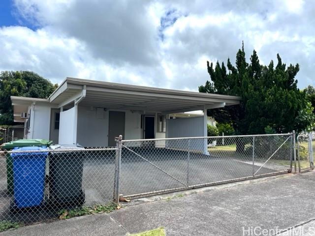 2250 Aupaka Street Pearl City - Hawaii Rental