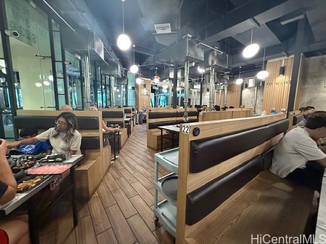 2250 Kalakaua Ave Waikiki  - photo 12 of 24