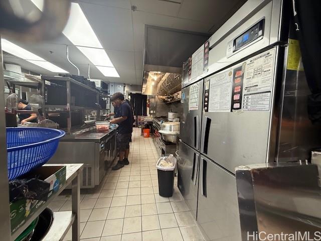 2250 Kalakaua Ave Waikiki  - photo 23 of 24