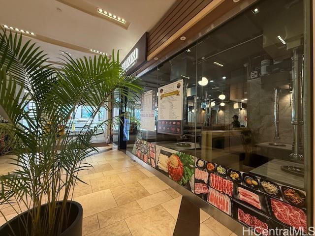 2250 Kalakaua Ave Waikiki  - photo 4 of 24