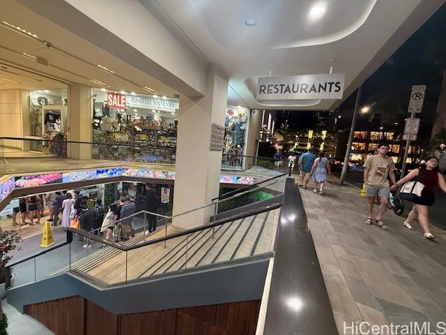 2250 Kalakaua Ave Waikiki  - photo 8 of 24