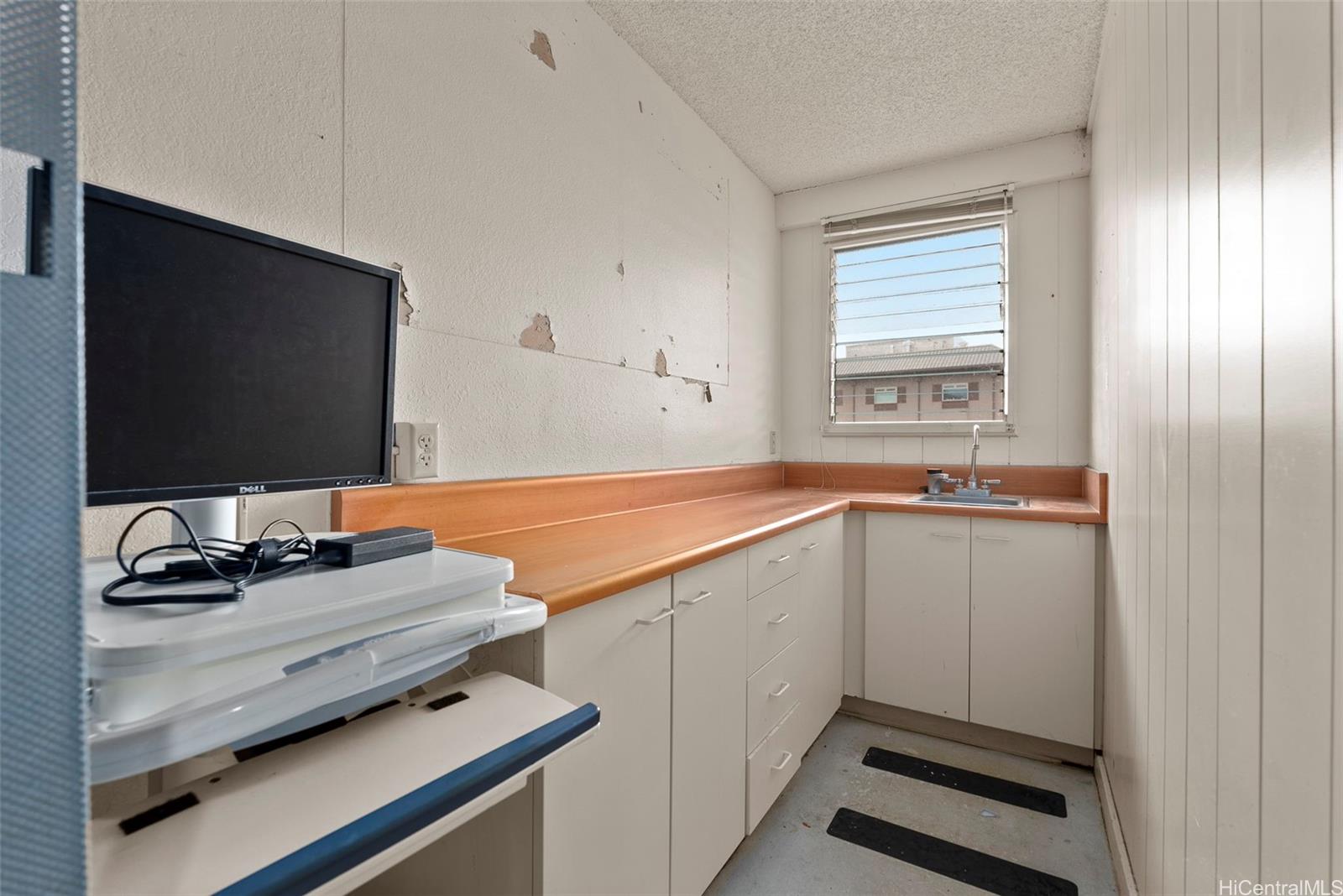 2251  Mahalo Street Puunui, Honolulu home - photo 12 of 13