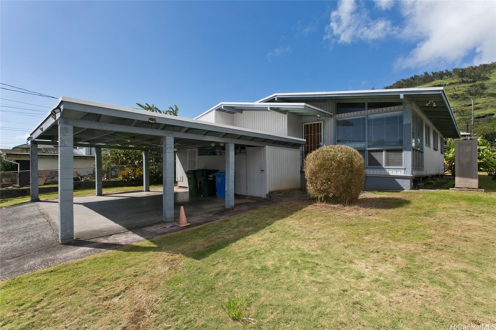 2254  Jennie St Kalihi-upper, Honolulu home - photo 2 of 21