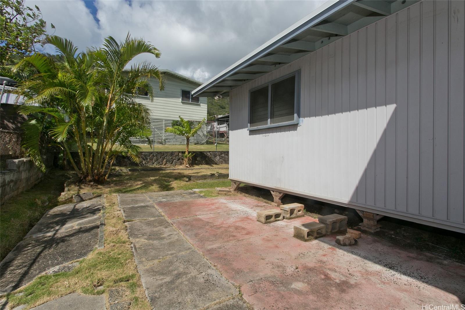 2254  Jennie St Kalihi-upper, Honolulu home - photo 18 of 21