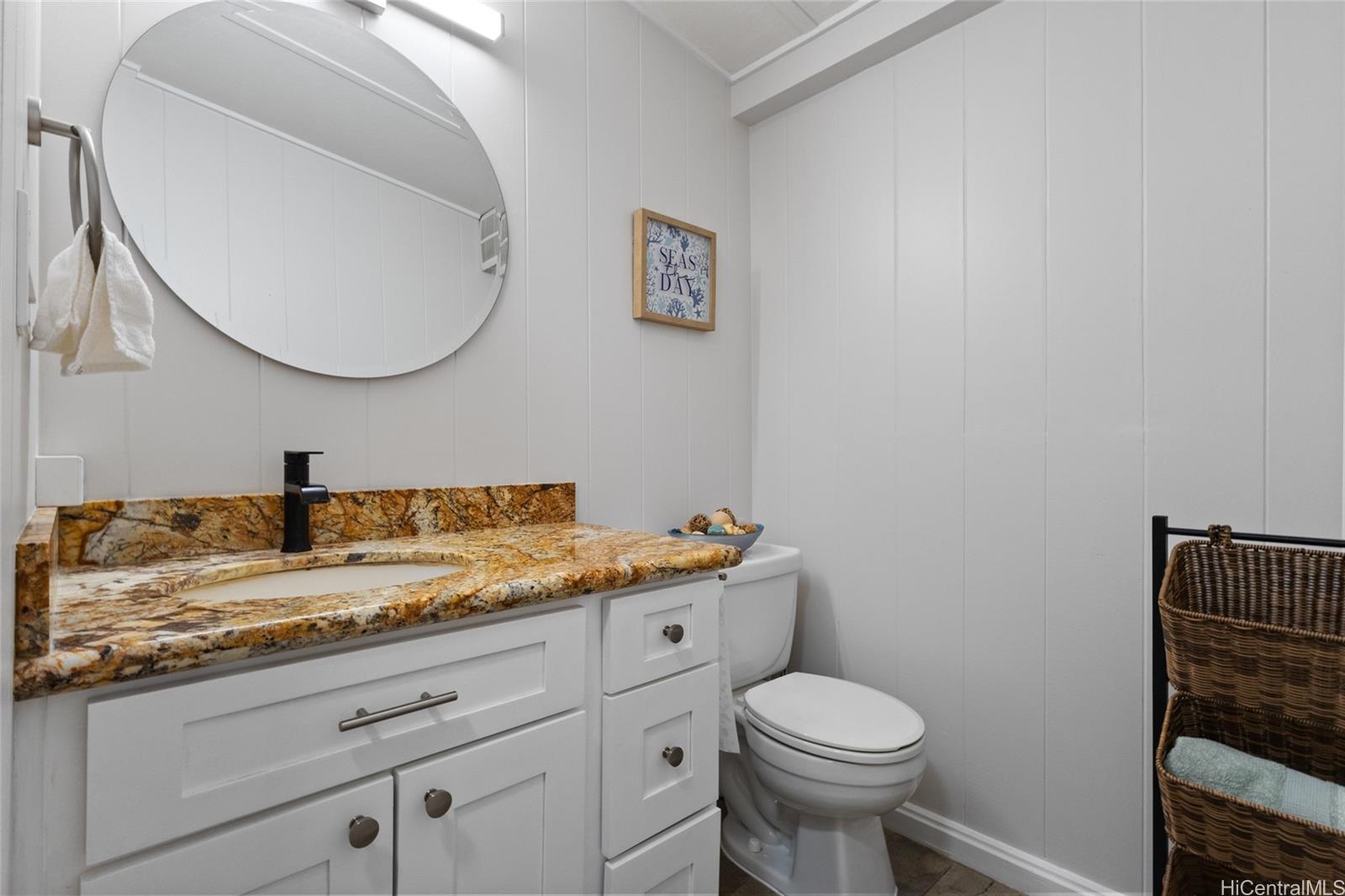 2265  Amokemoke St Pacific Palisades, PearlCity home - photo 18 of 25