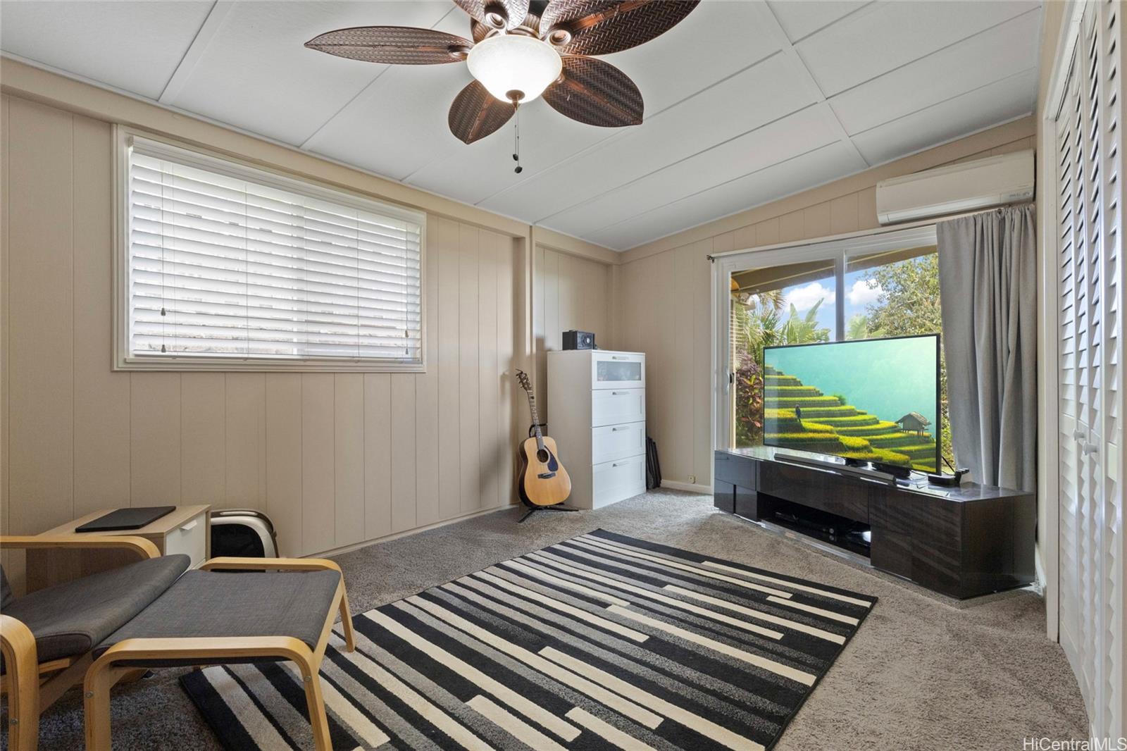 2265  Amokemoke St Pacific Palisades, PearlCity home - photo 19 of 25