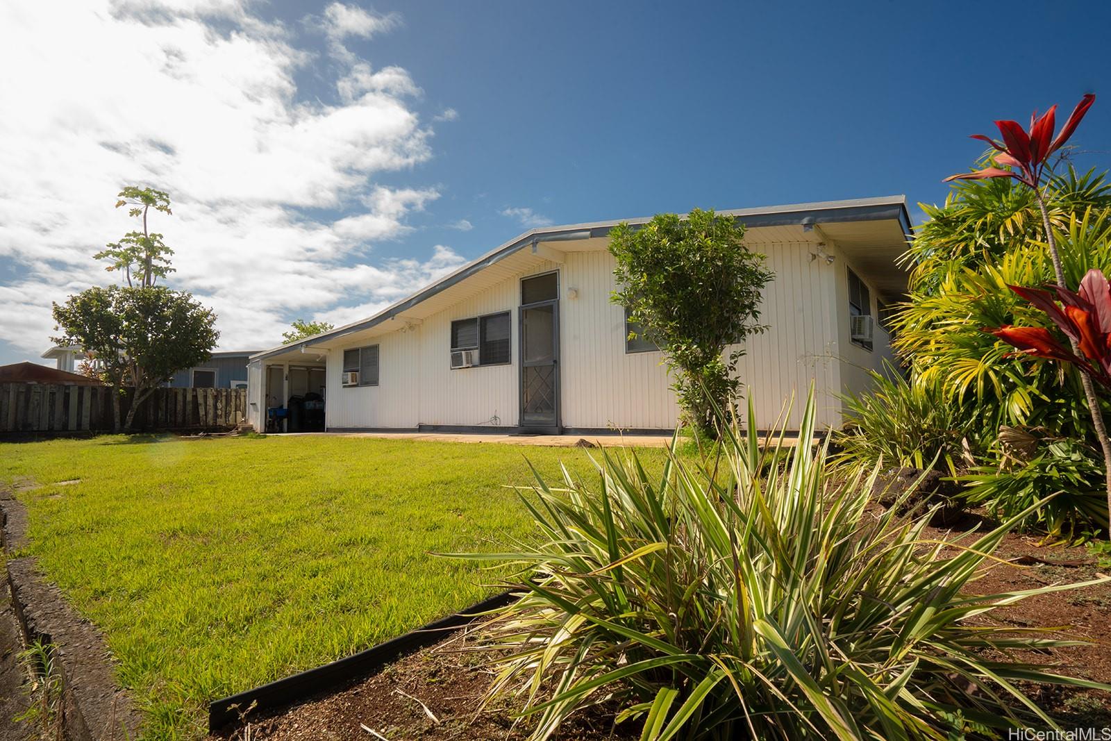 2269  Akeukeu Street Pacific Palisades, PearlCity home - photo 15 of 16