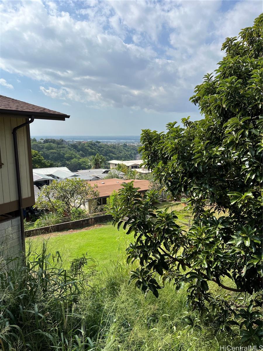 2274  Ailolo Place Pacific Palisades, PearlCity home - photo 2 of 6