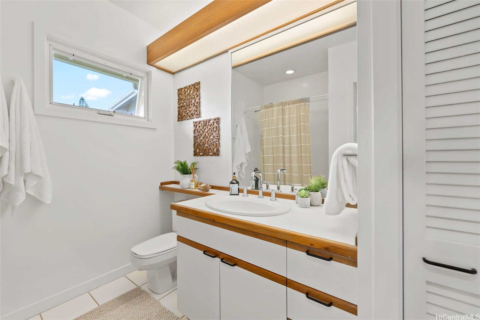2277  Halakau Street Waialae Iki, Diamond Head home - photo 13 of 25