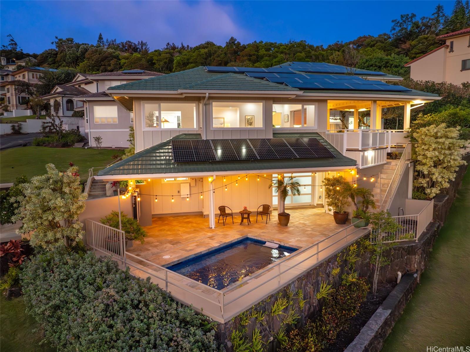 2277  Halakau Street Waialae Iki, Diamond Head home - photo 3 of 25