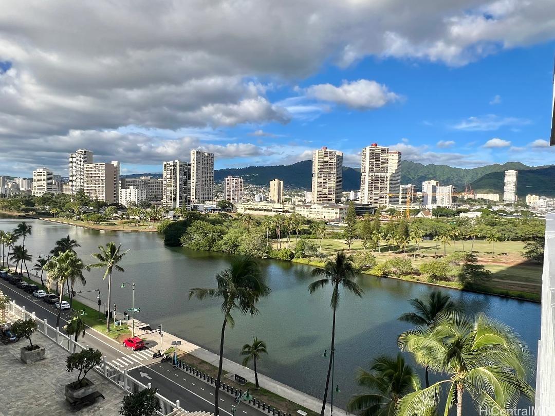 Blvd Tower condo # 1002, Honolulu, Hawaii - photo 2 of 11