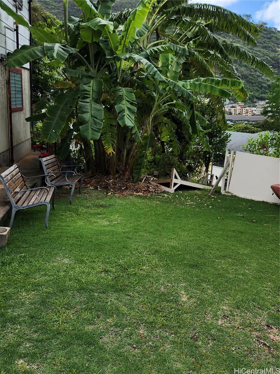 2281 Palolo Ave Honolulu - Multi-family - photo 5 of 5