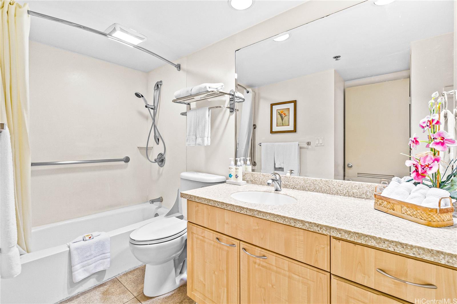 Waikiki Sunset condo # 1003 (NUC), Honolulu, Hawaii - photo 20 of 24