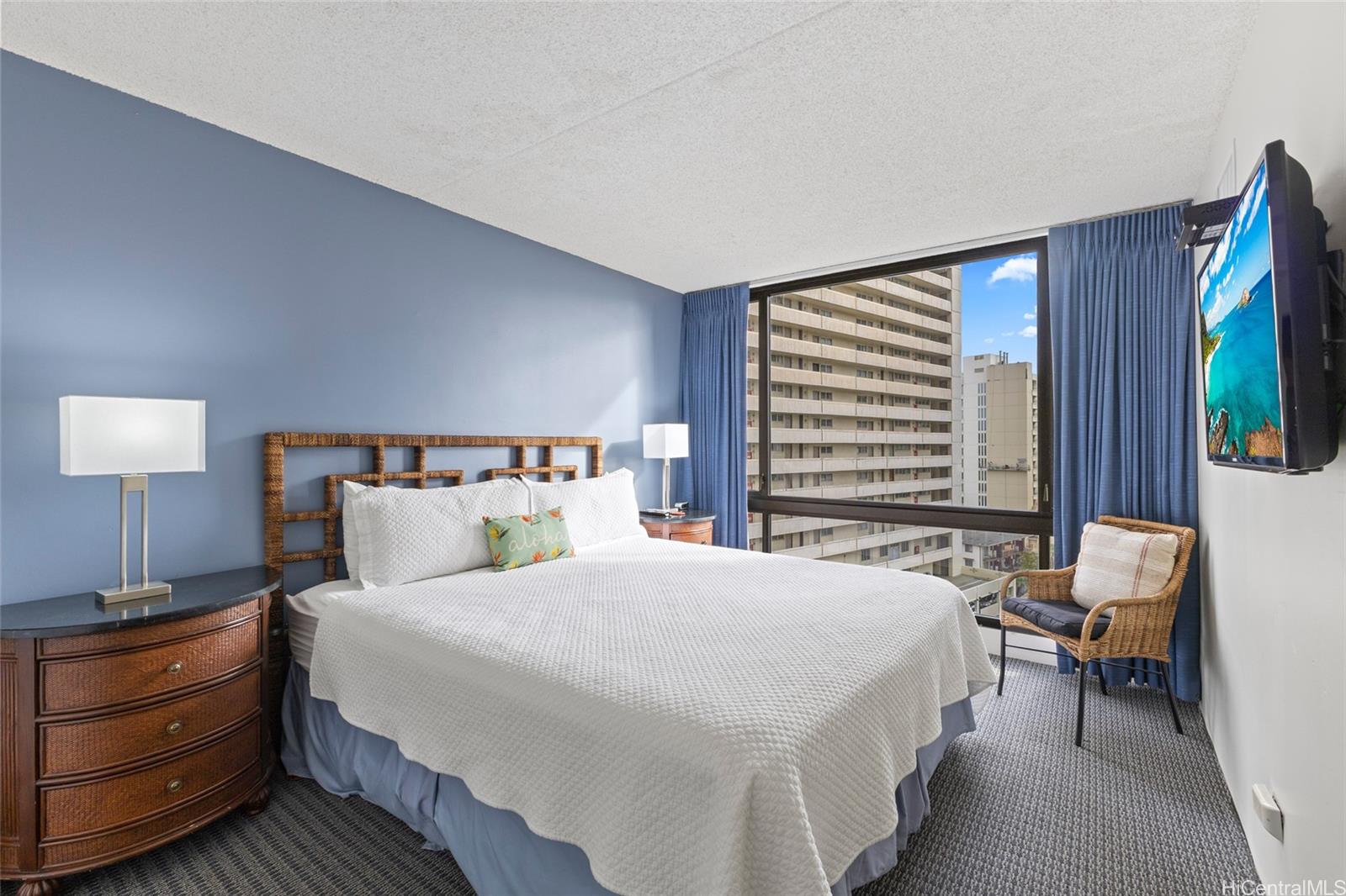 Waikiki Sunset condo # 1004 (NUC), Honolulu, Hawaii - photo 18 of 25