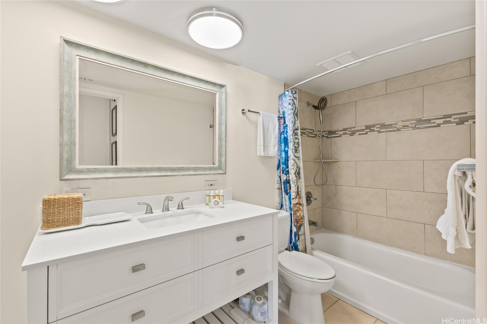 Waikiki Sunset condo # 1004 (NUC), Honolulu, Hawaii - photo 22 of 25