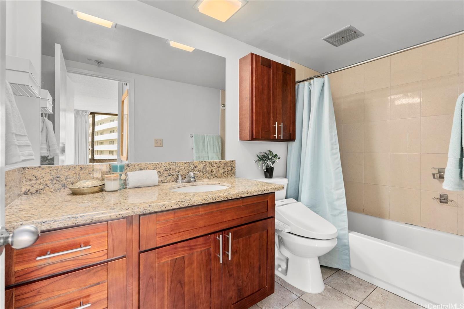 Waikiki Sunset condo # 1008, Honolulu, Hawaii - photo 12 of 25