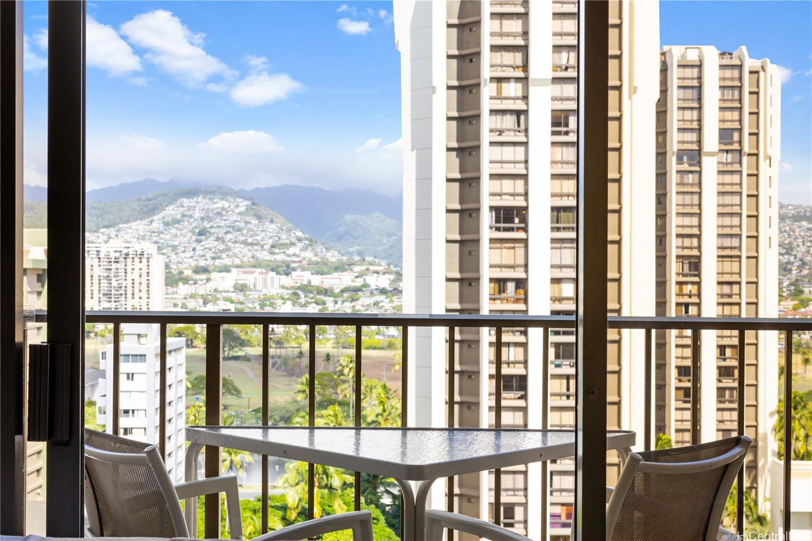 Waikiki Sunset condo # 1501, Honolulu, Hawaii - photo 7 of 17