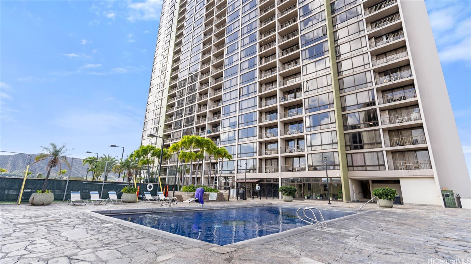 Waikiki Sunset condo # 1705, Honolulu, Hawaii - photo 15 of 20