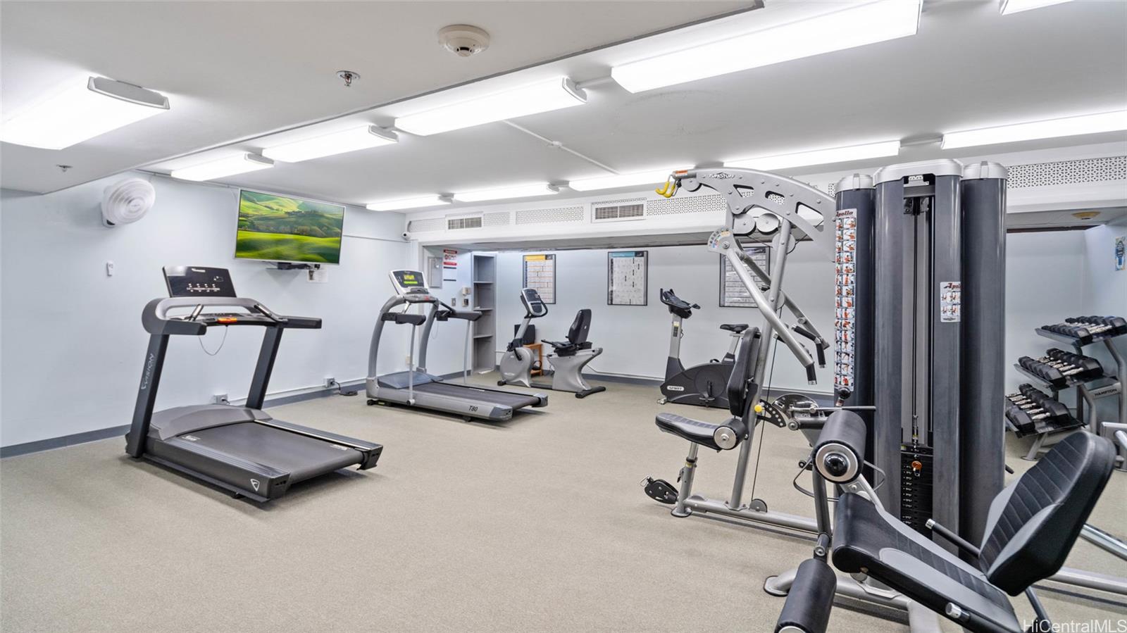 Waikiki Sunset condo # 1705, Honolulu, Hawaii - photo 19 of 21