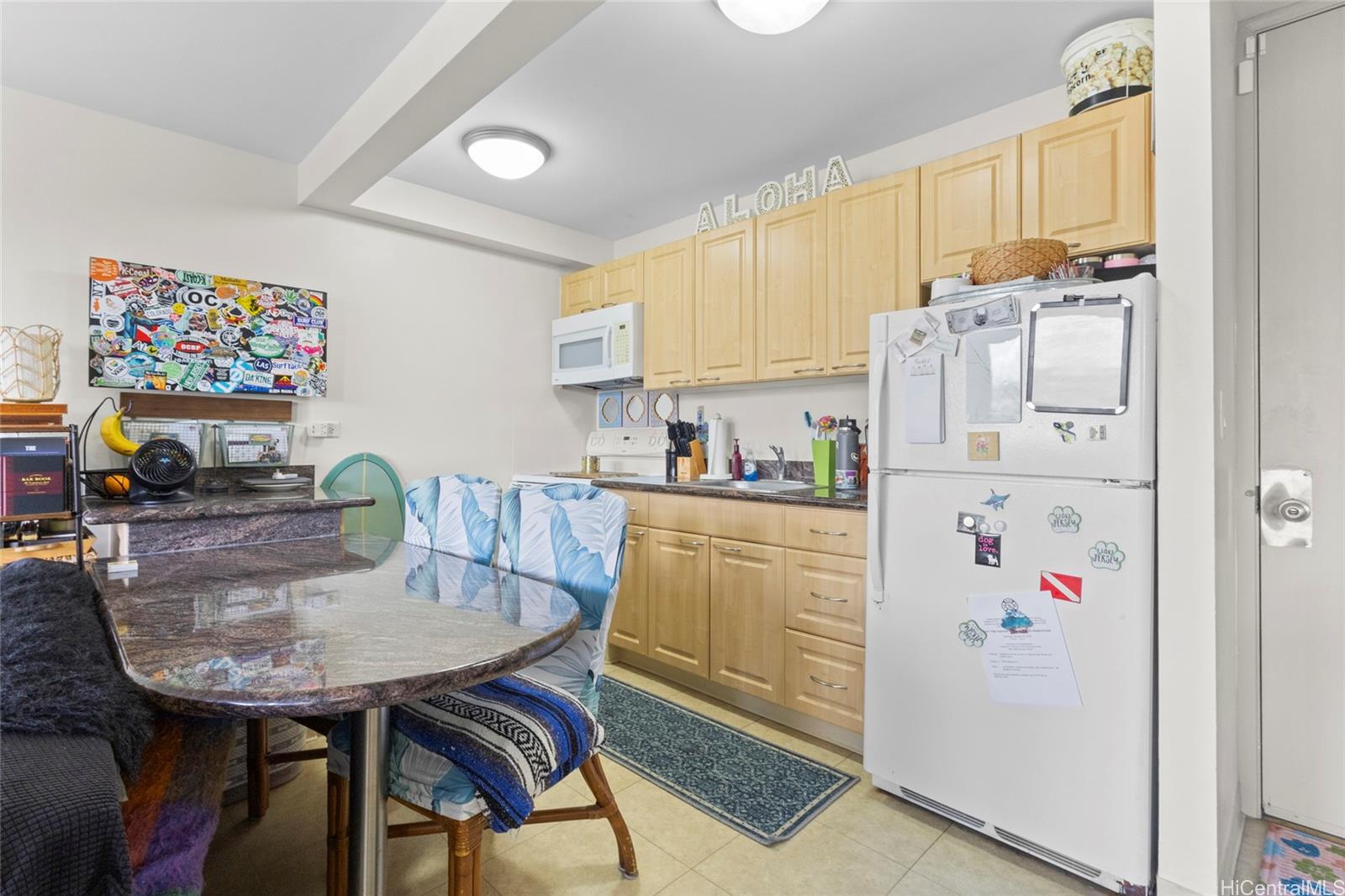 Waikiki Sunset condo # 1705, Honolulu, Hawaii - photo 8 of 21