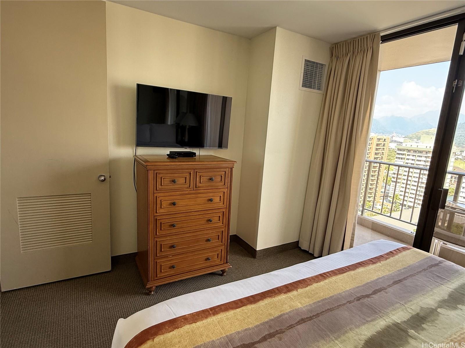 Waikiki Sunset condo # 1803, Honolulu, Hawaii - photo 7 of 11