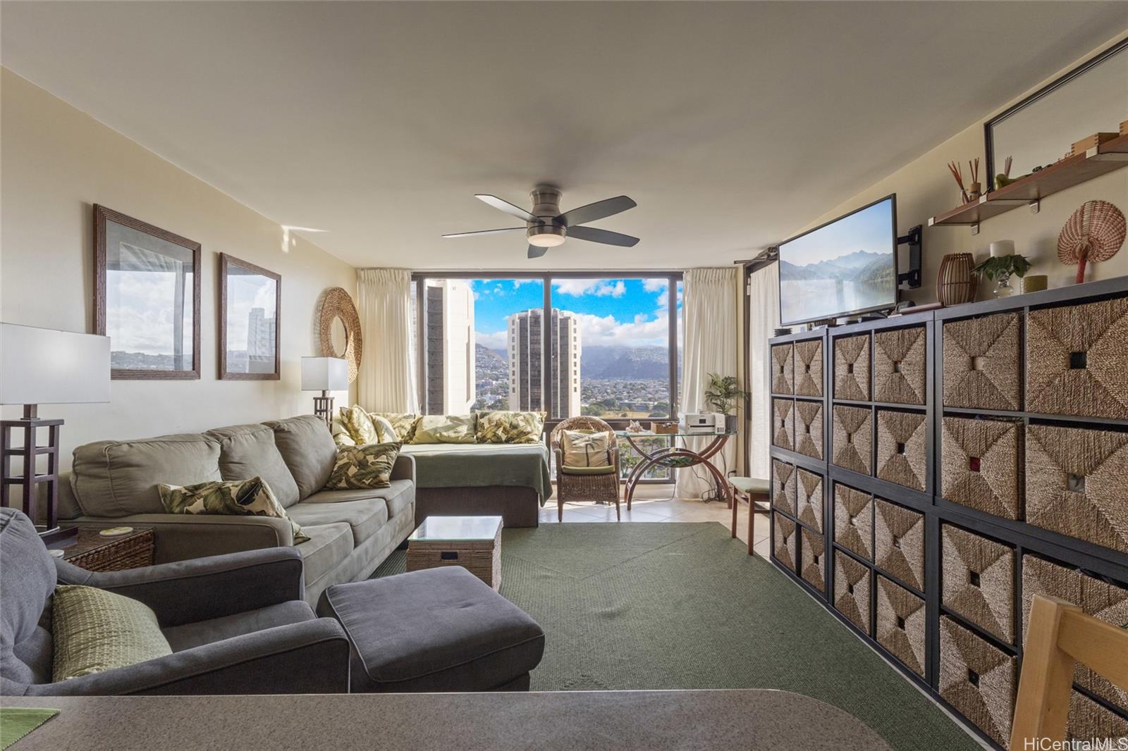 Waikiki Sunset condo # 1811, Honolulu, Hawaii - photo 4 of 25