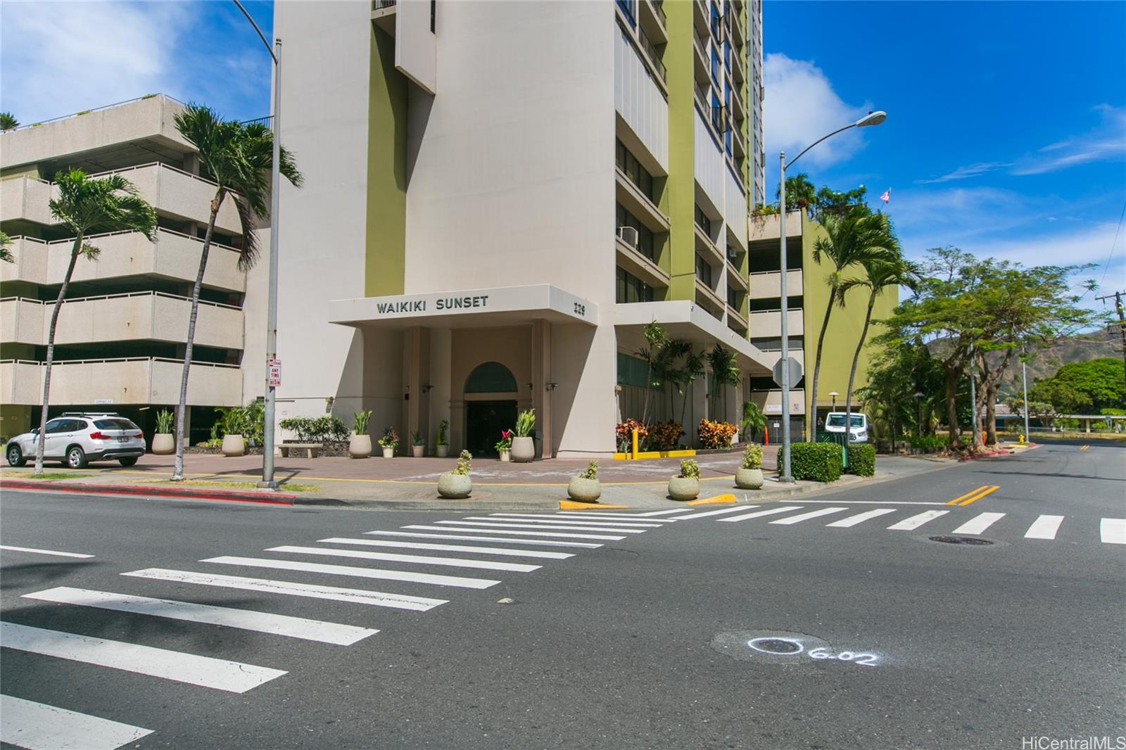 229 Paoakalani Ave Honolulu - Rental - photo 21 of 22