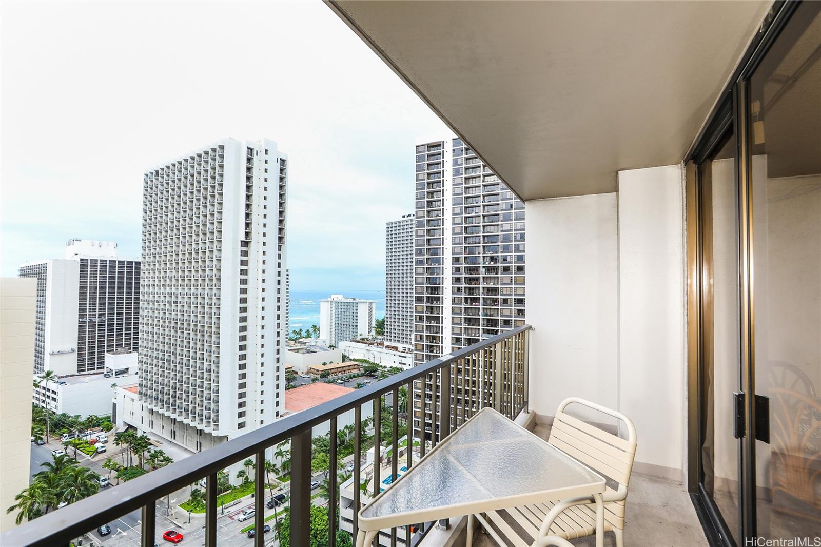 Waikiki Sunset condo # 2206, Honolulu, Hawaii - photo 11 of 18