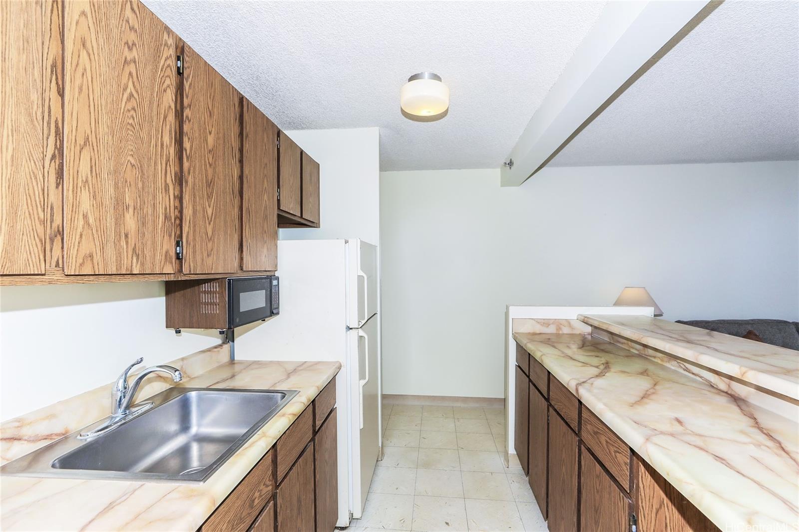 Waikiki Sunset condo # 2206, Honolulu, Hawaii - photo 7 of 18