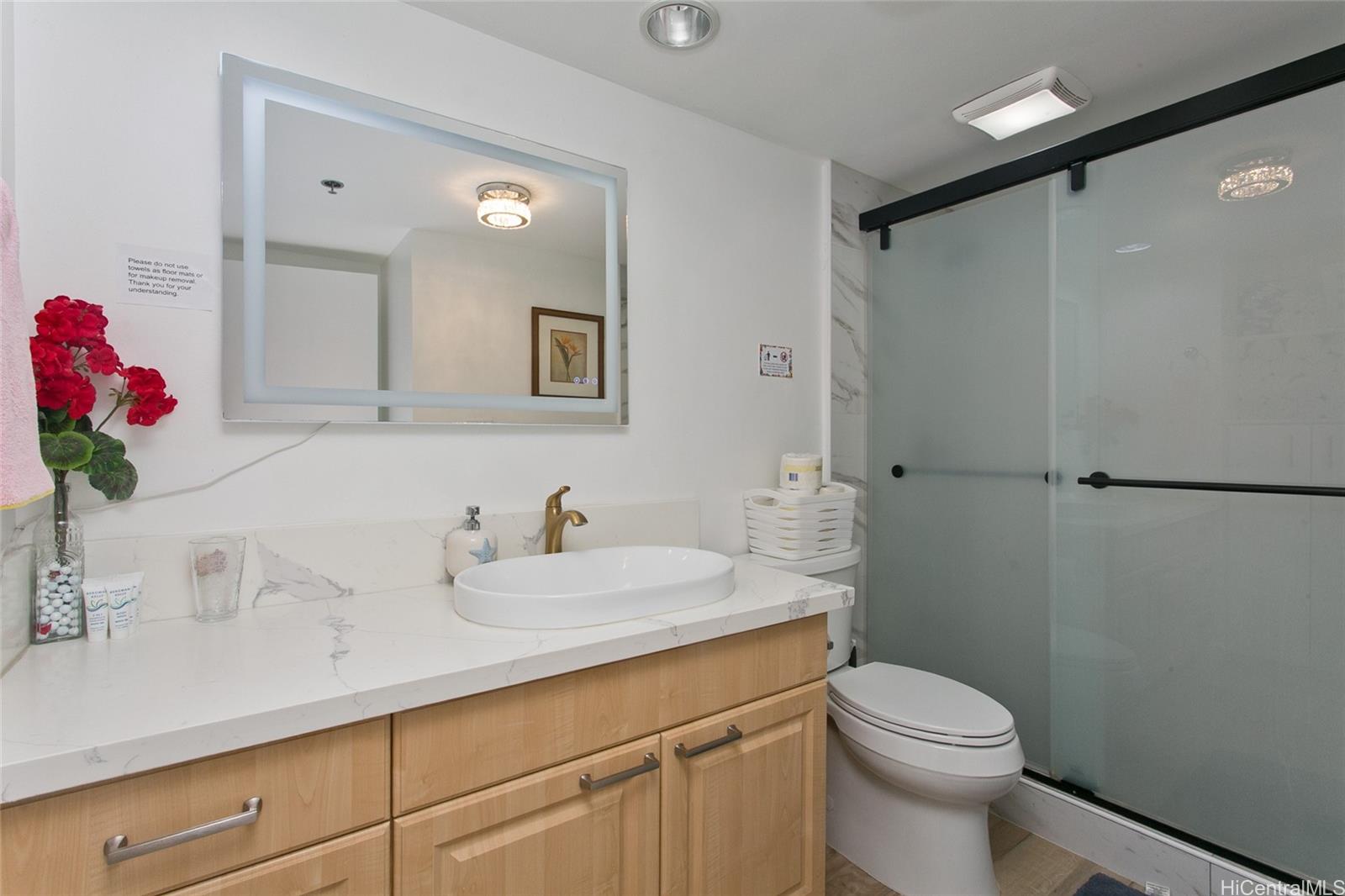 Waikiki Sunset condo # 2305(NUC), Honolulu, Hawaii - photo 9 of 12