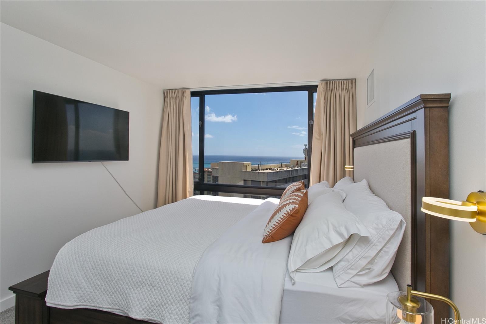 Waikiki Sunset condo # 2808(NUC), Honolulu, Hawaii - photo 9 of 16