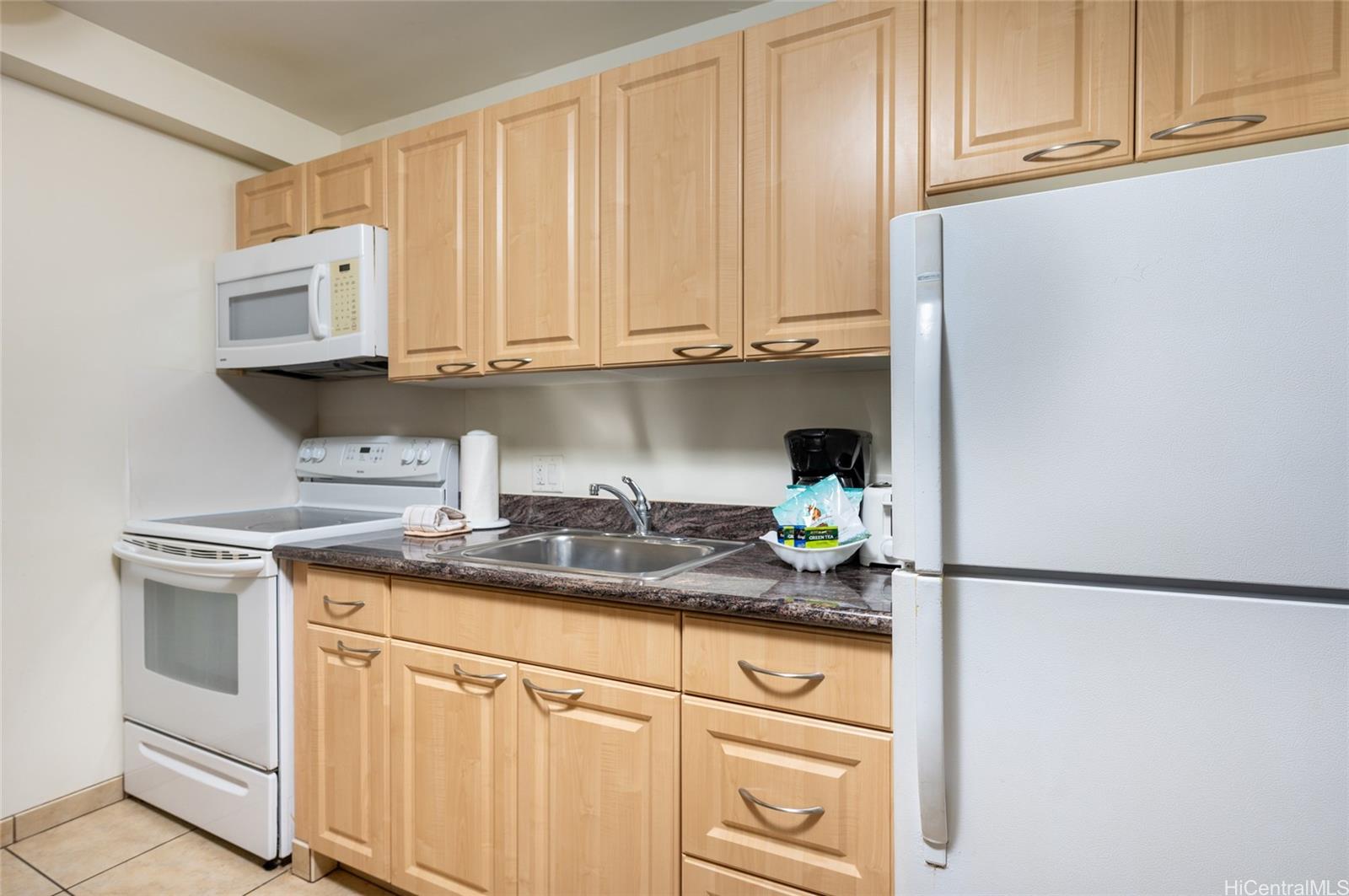 Waikiki Sunset condo # 2901(NUC), Honolulu, Hawaii - photo 7 of 22