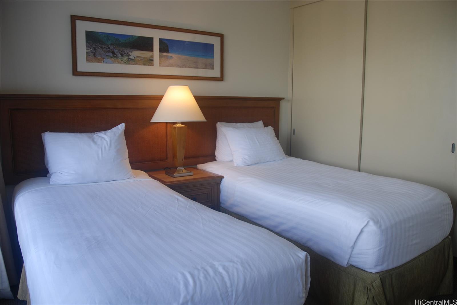 Waikiki Sunset condo # 3003 (NUC), Honolulu, Hawaii - photo 5 of 15