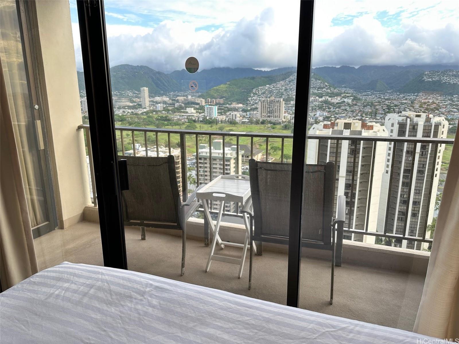 Waikiki Sunset condo # 3003 (NUC), Honolulu, Hawaii - photo 8 of 15