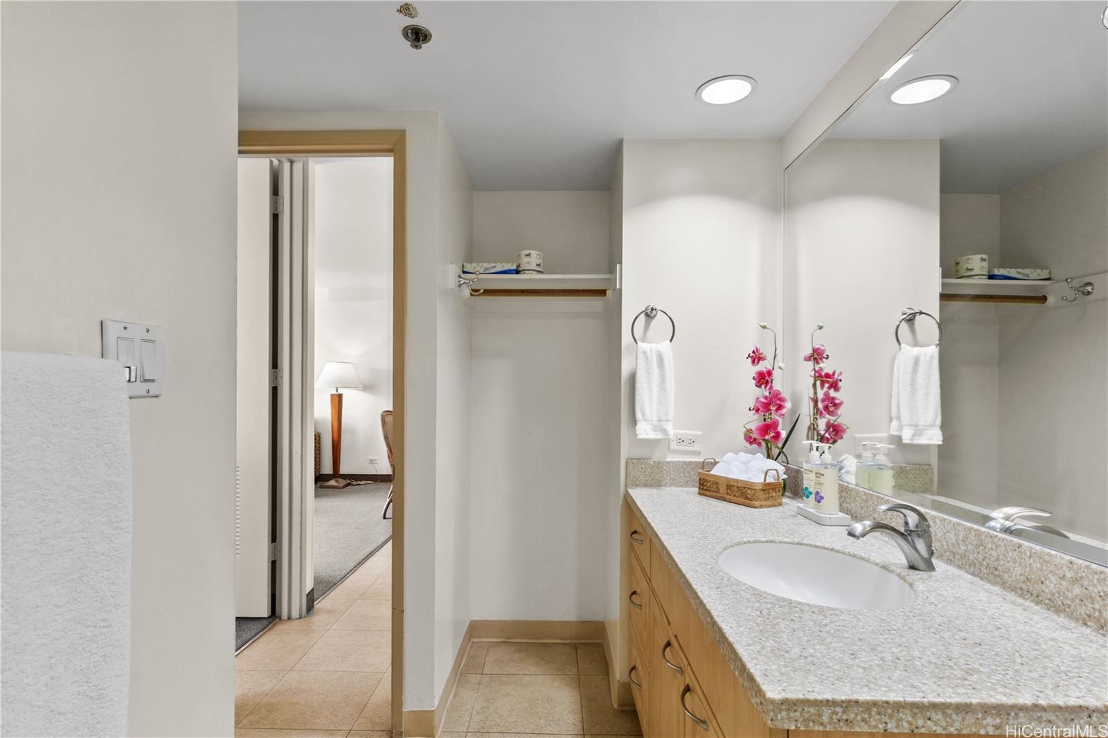 Waikiki Sunset condo # 3101, Honolulu, Hawaii - photo 13 of 19