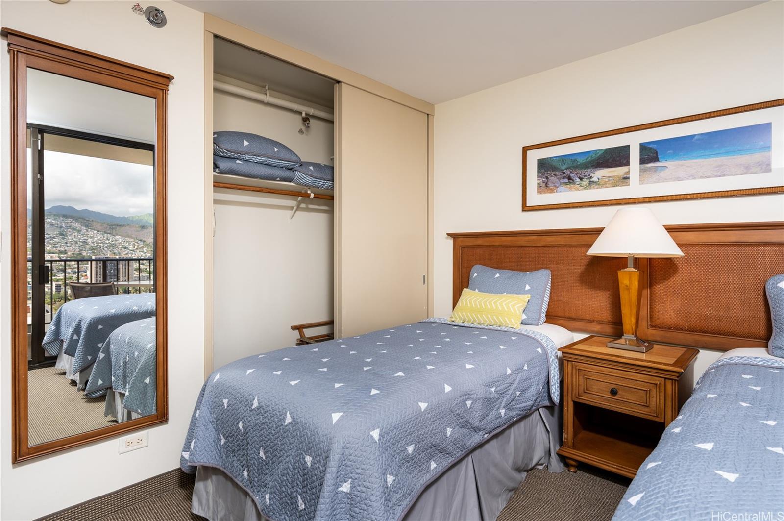 Waikiki Sunset condo # 3105(NUC), Honolulu, Hawaii - photo 9 of 23