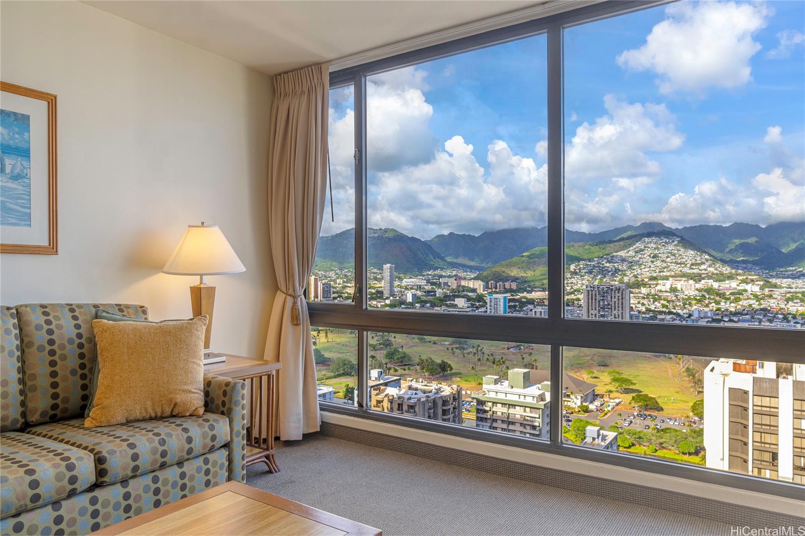 Waikiki Sunset condo # 3203, Honolulu, Hawaii - photo 2 of 25