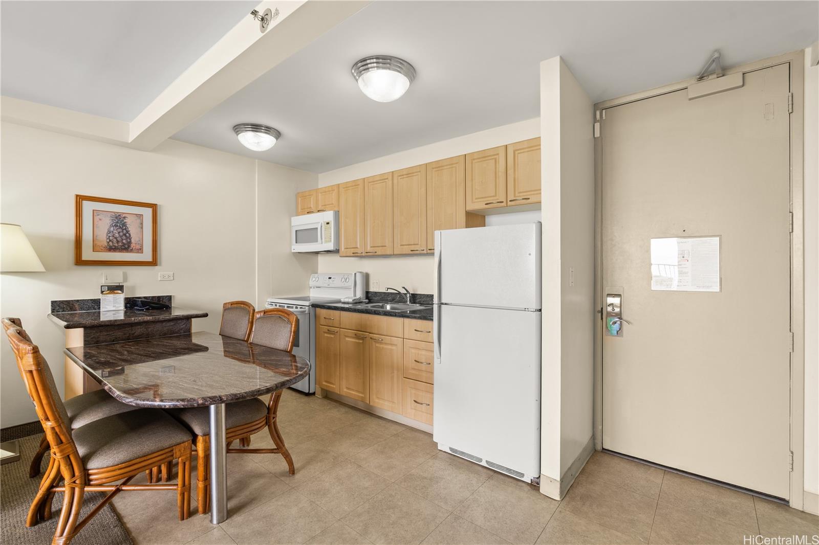 Waikiki Sunset condo # 3308(NUC), Honolulu, Hawaii - photo 4 of 19