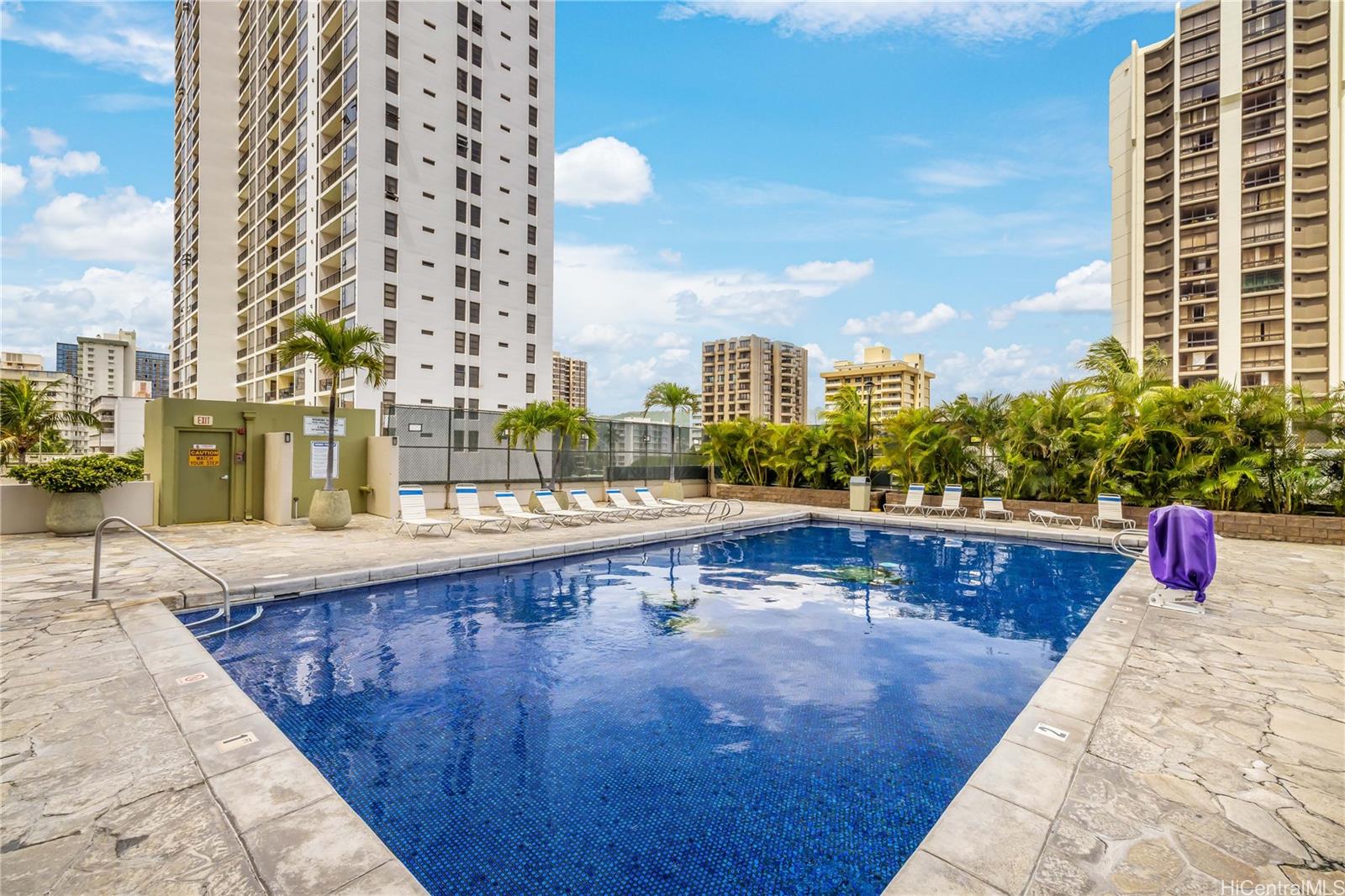 Waikiki Sunset condo # 3705 (NUC), Honolulu, Hawaii - photo 12 of 13