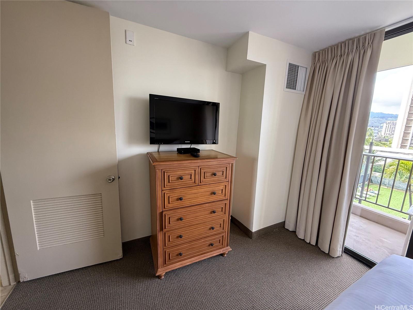 Waikiki Sunset condo # 807, Honolulu, Hawaii - photo 7 of 10